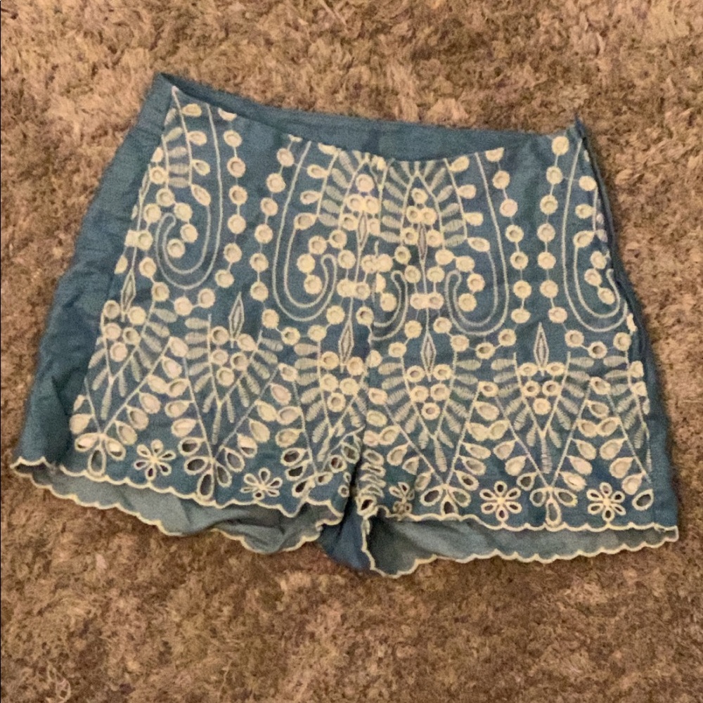 Shorts eyelet and blue shorts